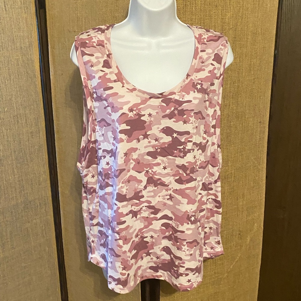 Fabletics pink camo tank